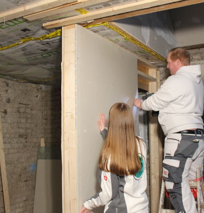 AB Malermeister bei Kellersanierung AB Malermeister bei Kellersanierung und Wandarbeiten
